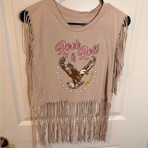 Eagle Graphic Fringe Tee - Tan